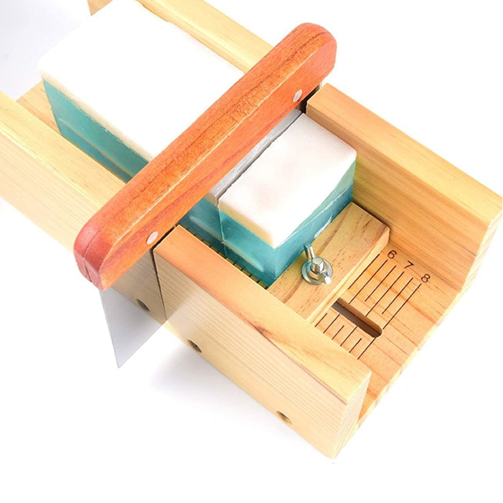 طقم قوالب صابون سيليكون سعة 1. - مراجعة Soap Making Books وسعره